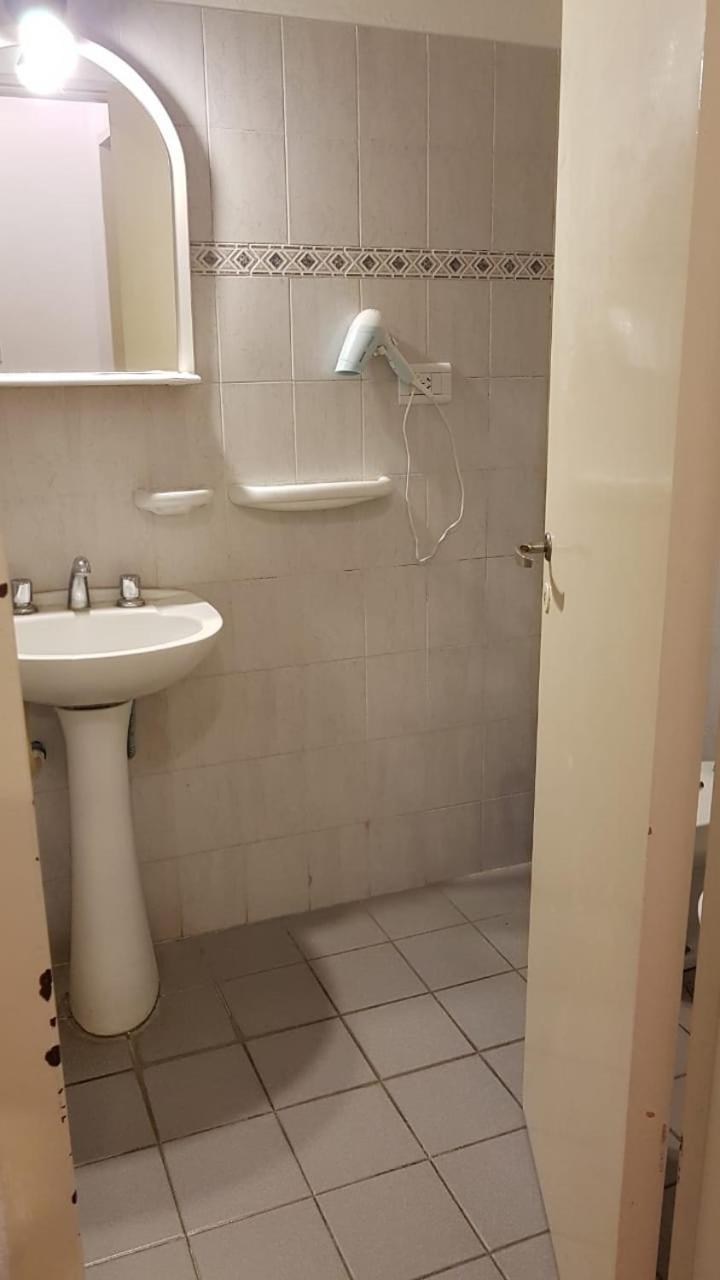 Río Cuarto Chrome Hotel חדר תמונה